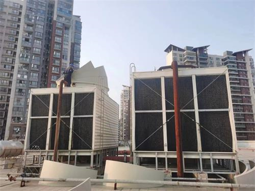 广东冷却塔降温的原理过程(冷却塔的工作原理和冷却过程)