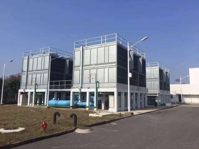冷却塔介绍(冷却塔爆破)